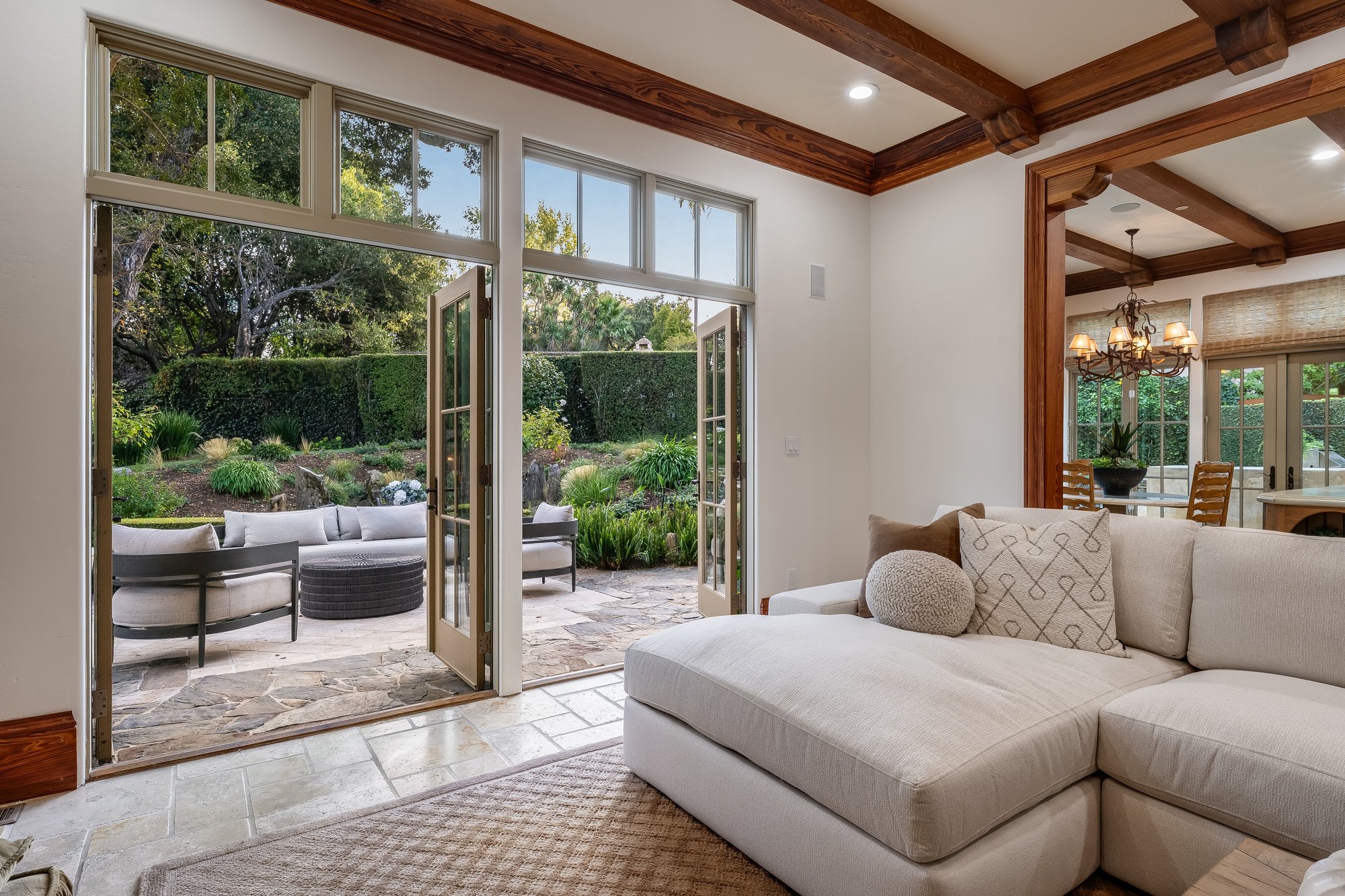  Timeless Elegance in Lower Hillsborough - 物件實景