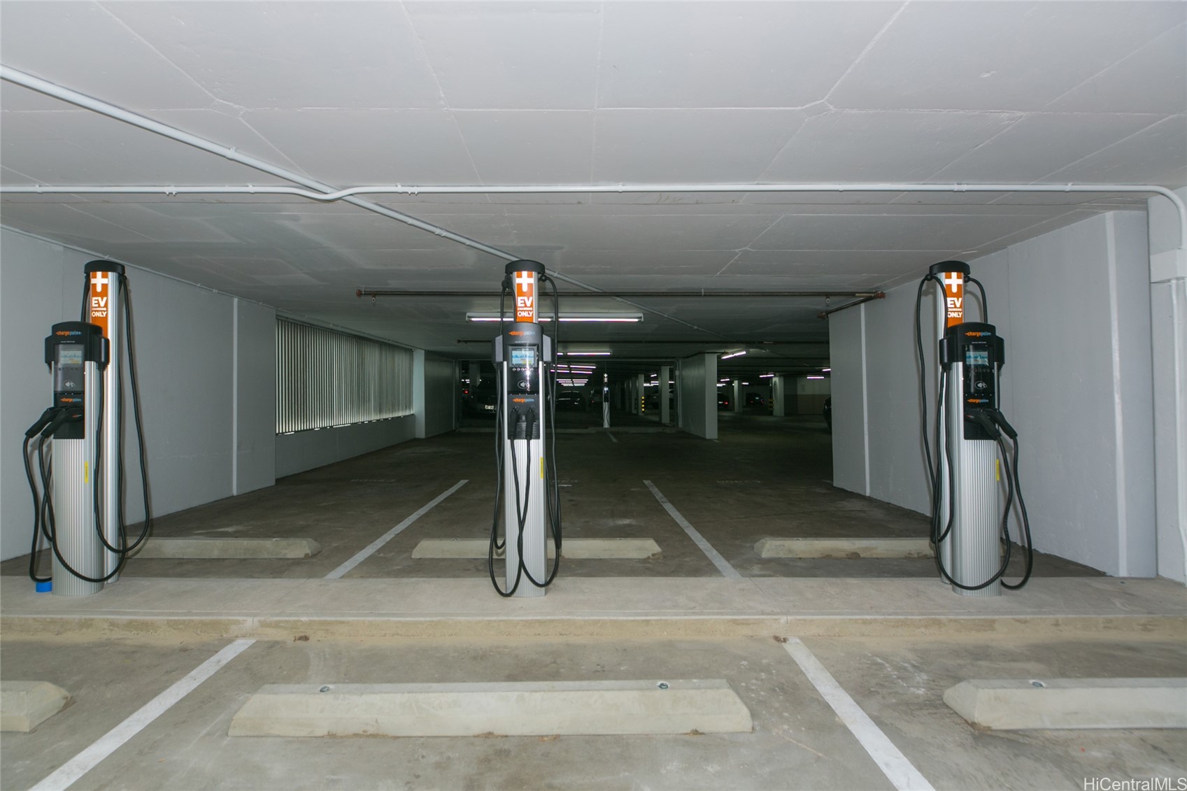 Honolulu, Hawaii, 96814, United States, 1 Bedroom Bedrooms, ,1 BathroomBathrooms,Residential,For Sale,1991987