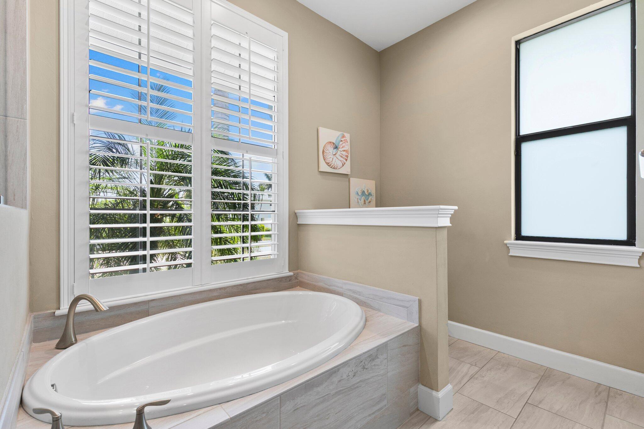 Marco Island, Florida, 34145, United States, 3 Bedrooms Bedrooms, ,2 BathroomsBathrooms,Residential,For Sale,2002007