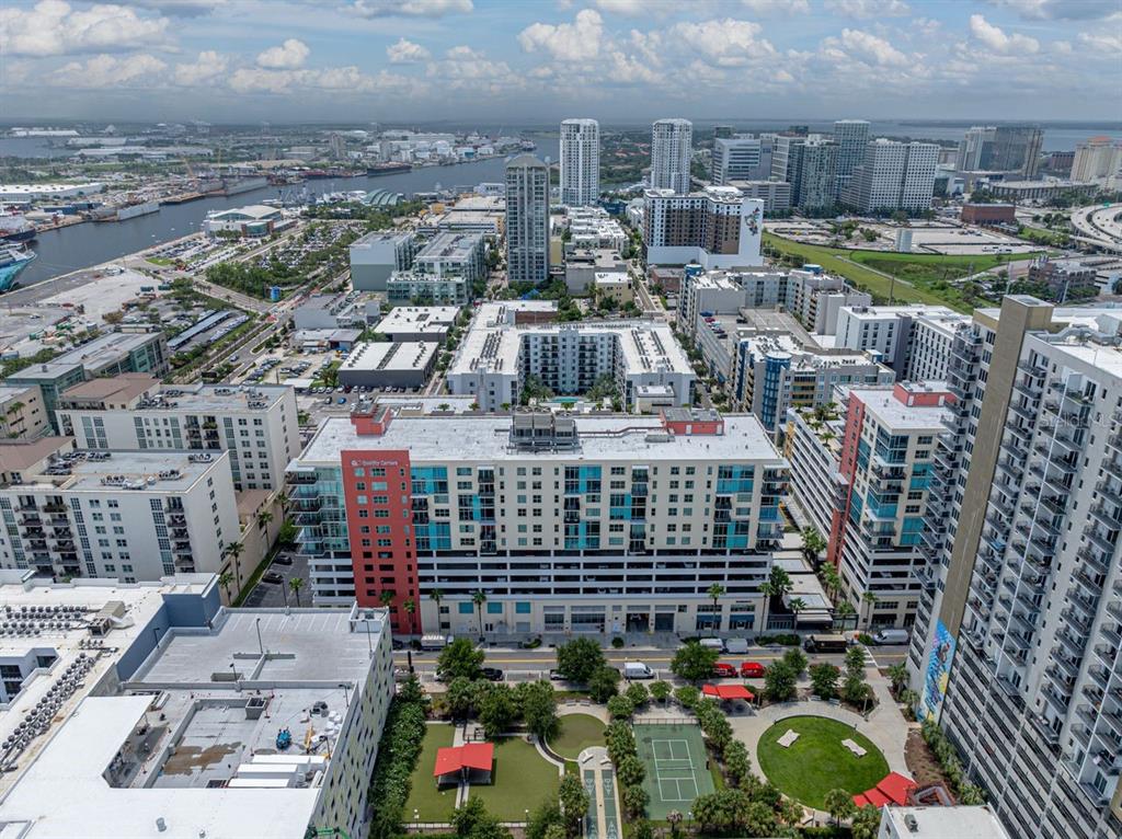 Tampa, Florida, 33602, United States, 1 Bedroom Bedrooms, ,2 BathroomsBathrooms,Residential,For Sale,1807675