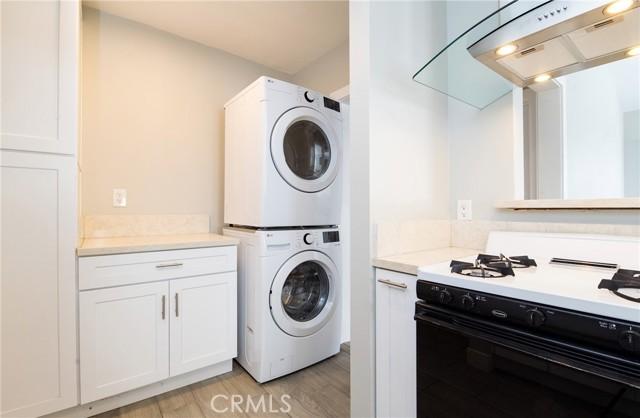 Los Angeles, California, 90044, United States, 3 Bedrooms Bedrooms, ,1 BathroomBathrooms,Residential,For Sale,1986044