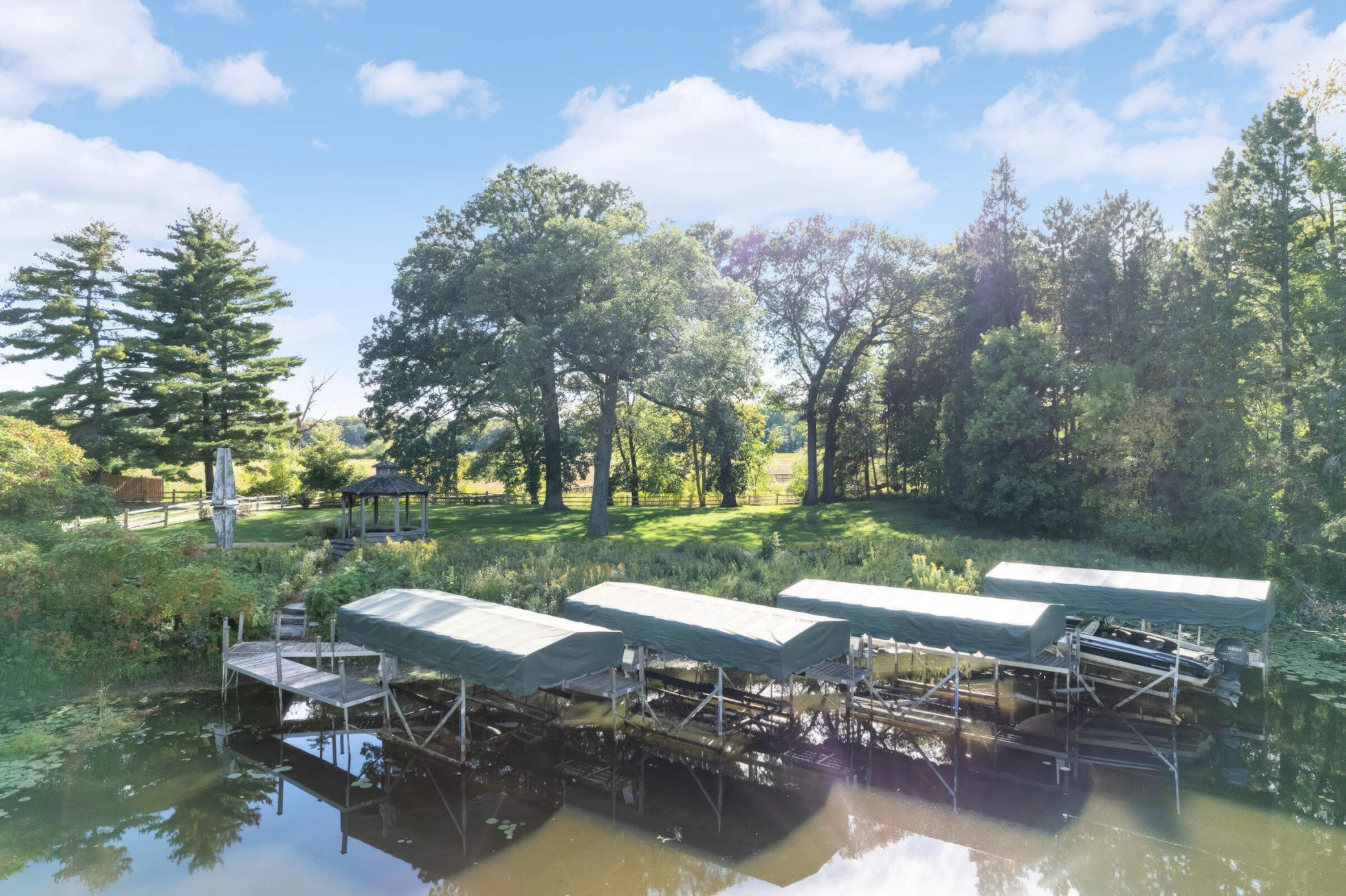 Minnetonka, Minnesota, 55391, United States, 4 Bedrooms Bedrooms, ,4 BathroomsBathrooms,Residential,For Sale,1762220