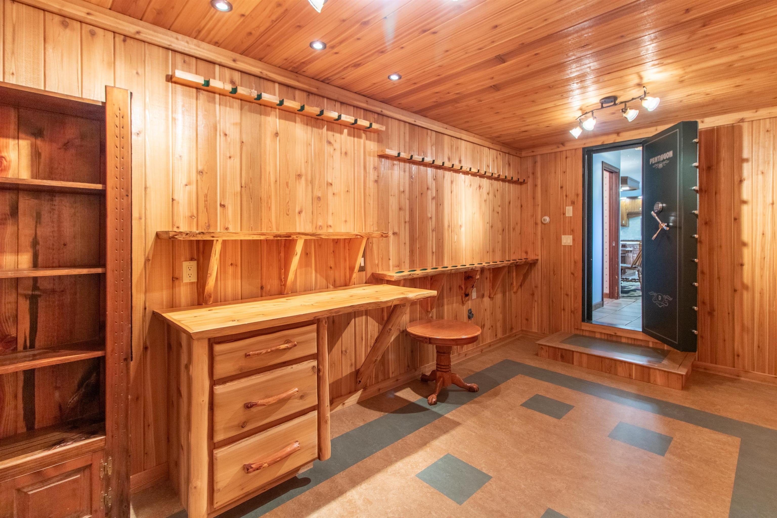 Irasburg, Vermont, 05845, United States, 3 Bedrooms Bedrooms, ,Residential,For Sale,1983686