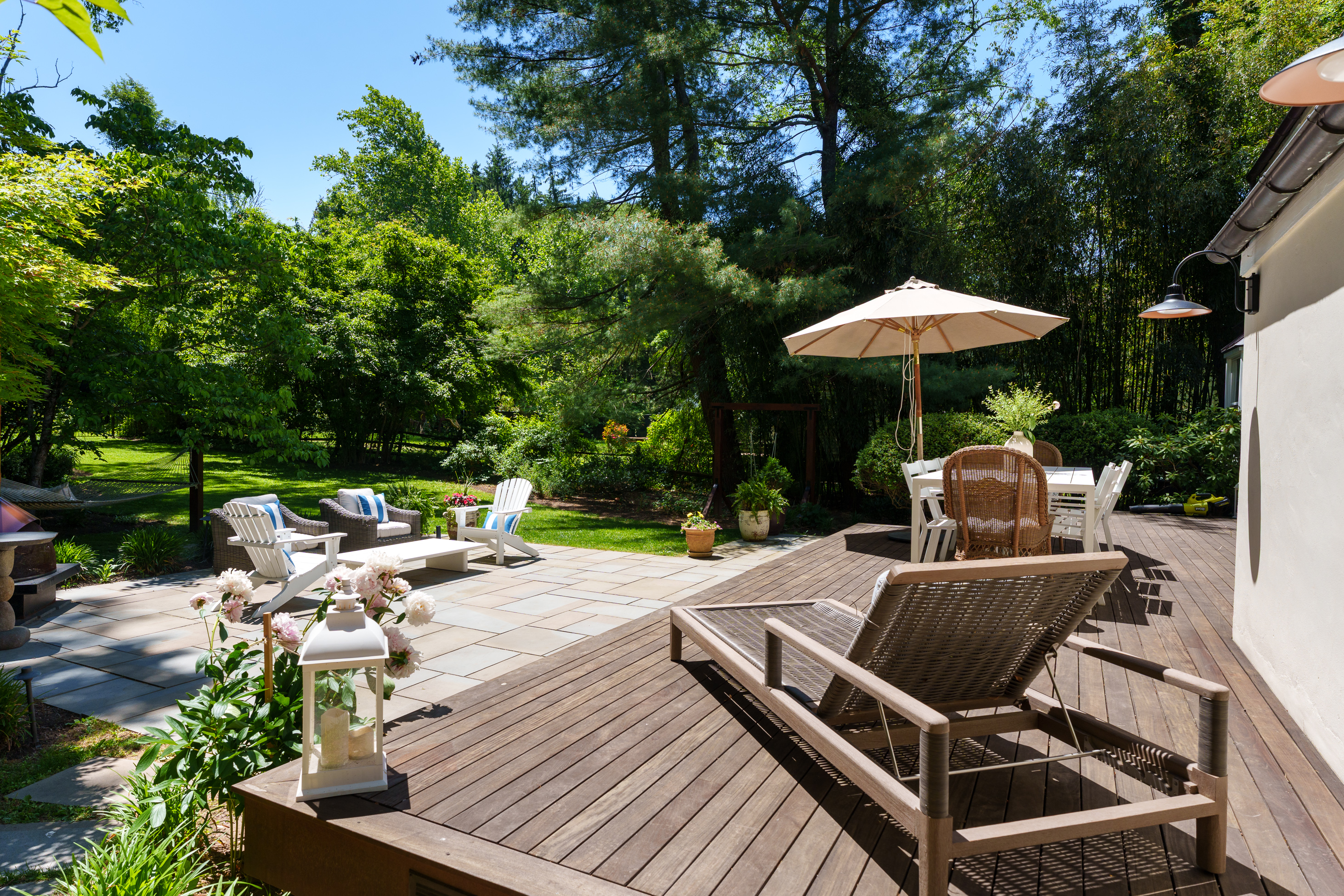 A Magical Backyard and Magazine-Worthy Kitchen - 物件實景