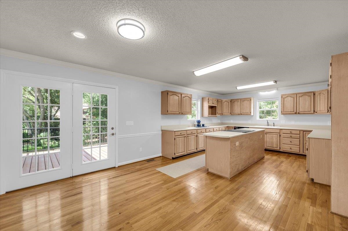 Moore, South Carolina, 29369, United States, 5 Bedrooms Bedrooms, ,4 BathroomsBathrooms,Residential,For Sale,1929120