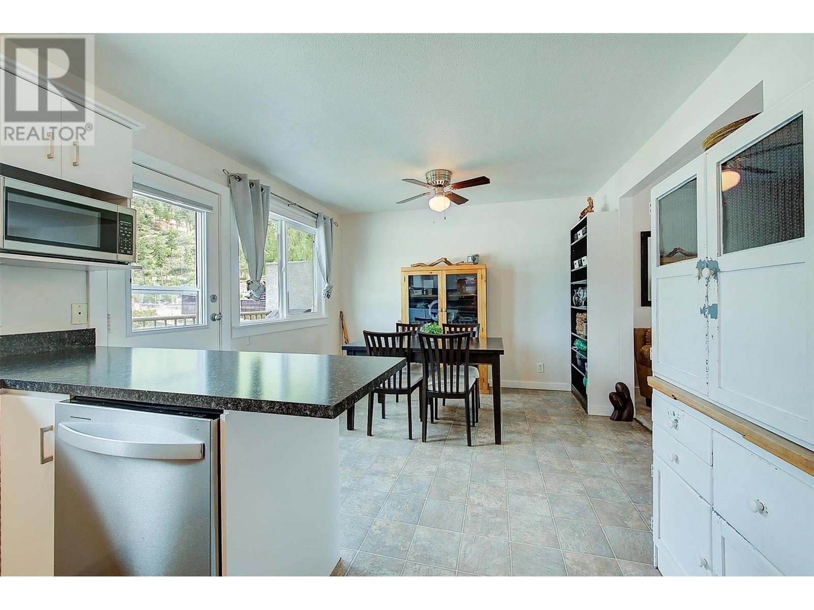 WEST KELOWNA, British Columbia, V1Z 3K5, CA, 2 Bedrooms Bedrooms, ,1 BathroomBathrooms,Residential,For Sale,1913142