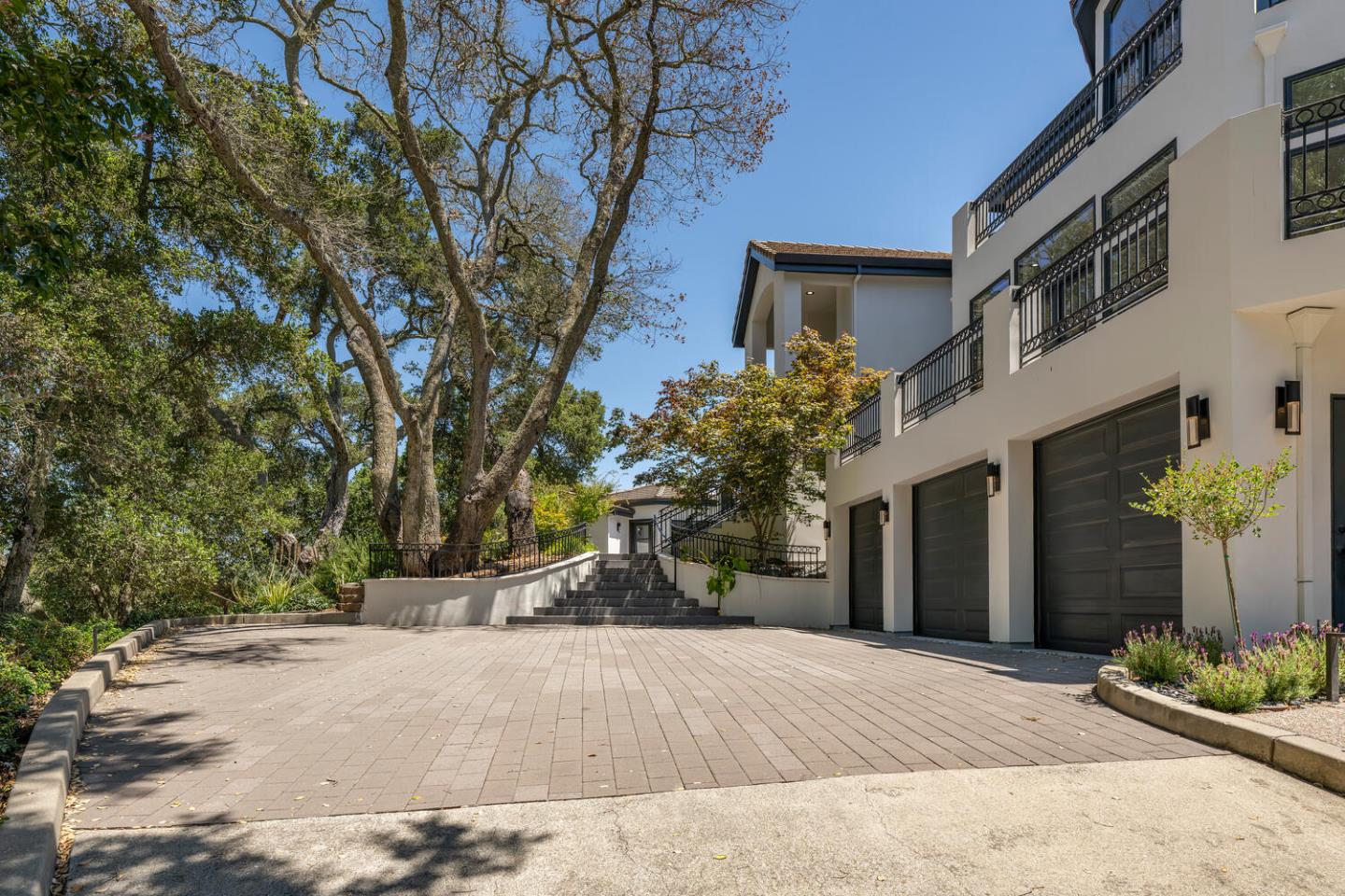 Woodside, California, 94062, United States, 4 Bedrooms Bedrooms, ,5 BathroomsBathrooms,Residential,For Sale,1911860