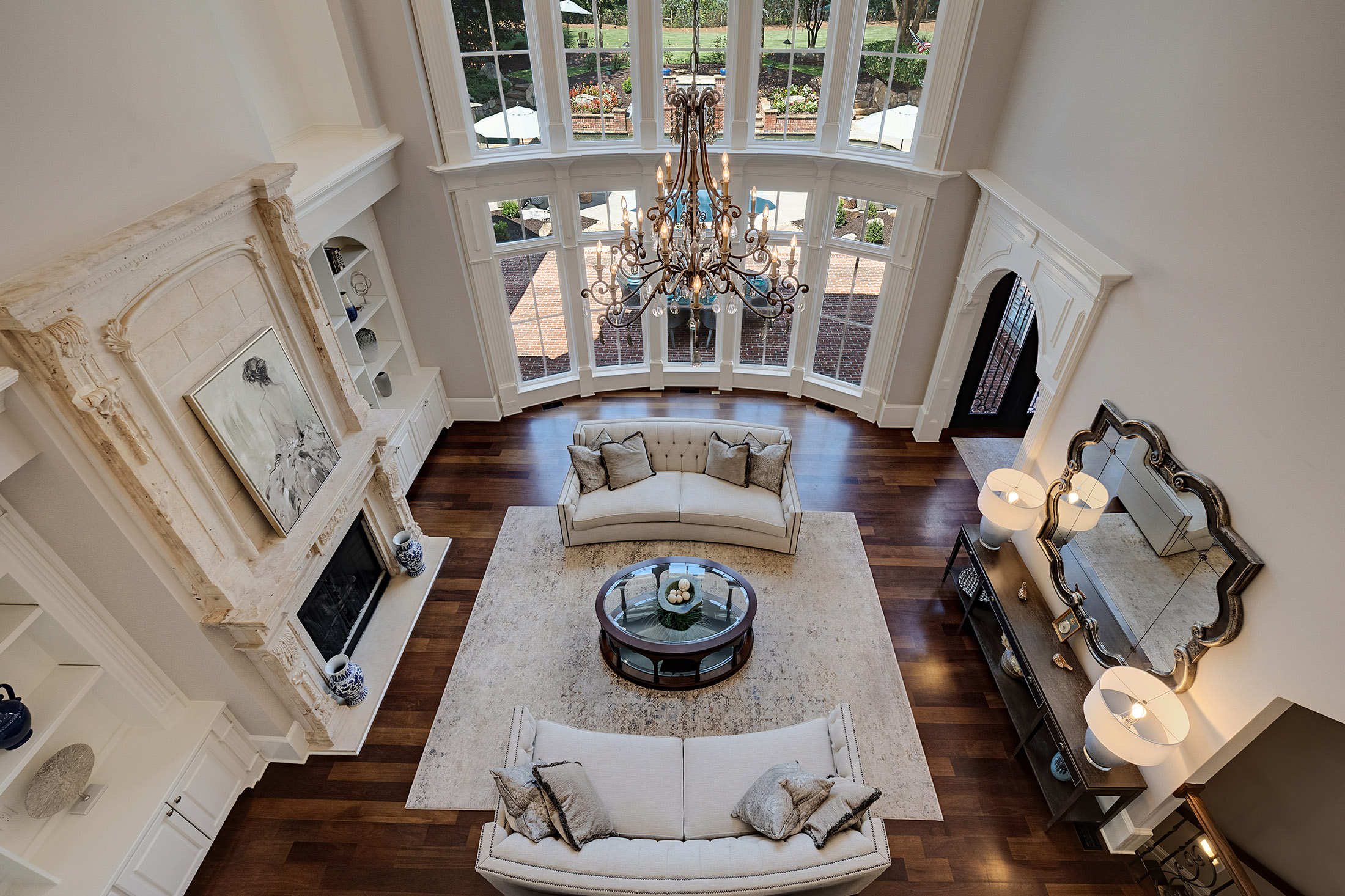  Impressive Brick Estate on a Private Wooded 1+/- Acre Lot in The Manor - 物件實景