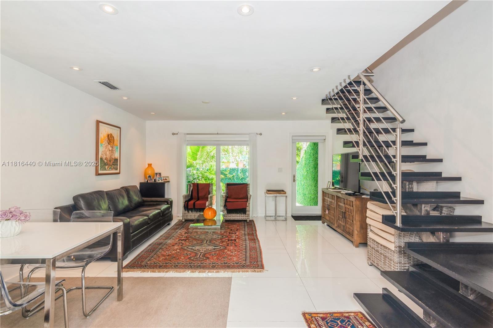 Key Biscayne, Florida, 33149, United States, 1 Bedroom Bedrooms, ,2 BathroomsBathrooms,Residential,For Sale,1849990