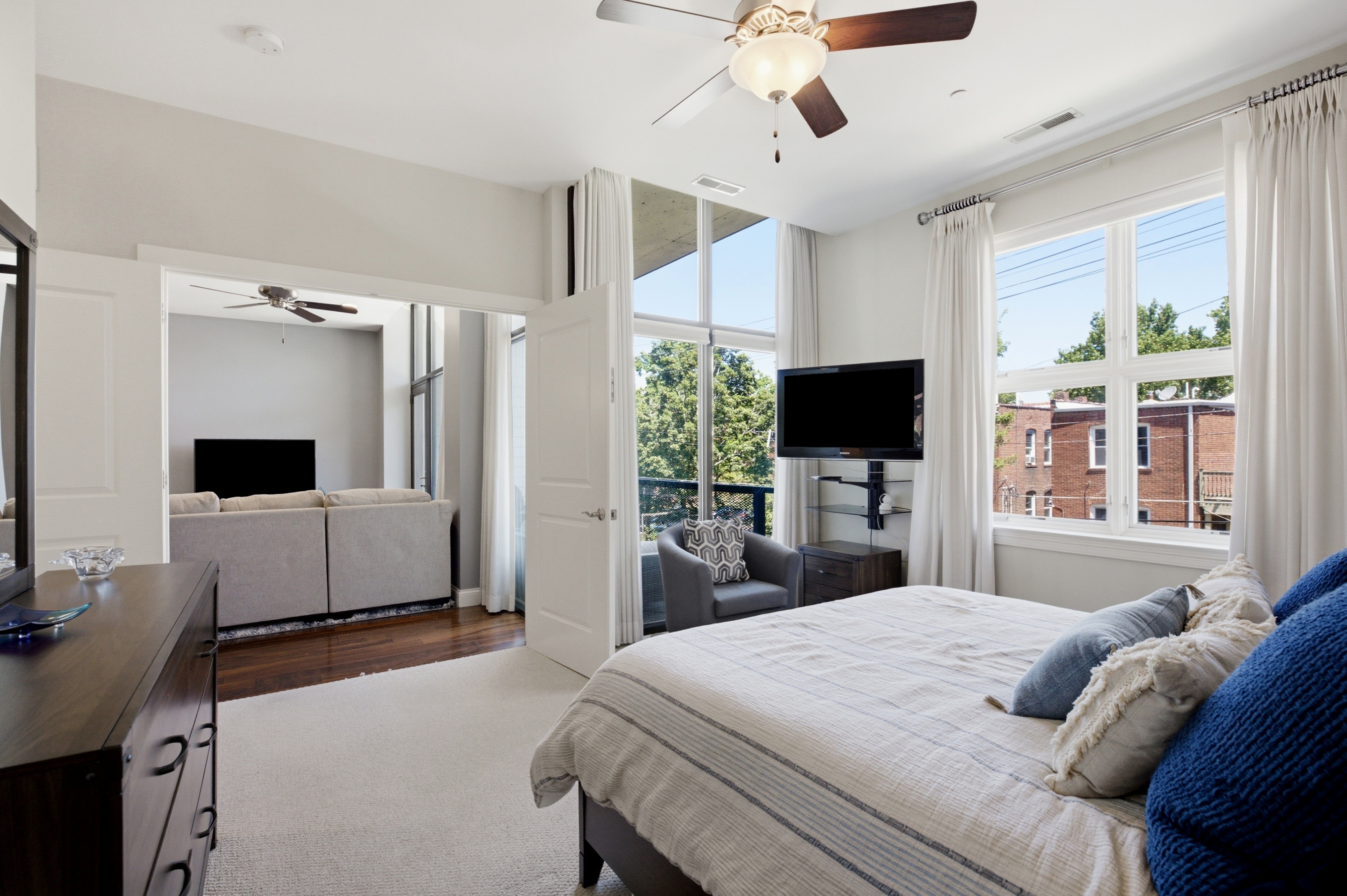  Sophisticated luxury living in the heart of Clayton. - 物件實景
