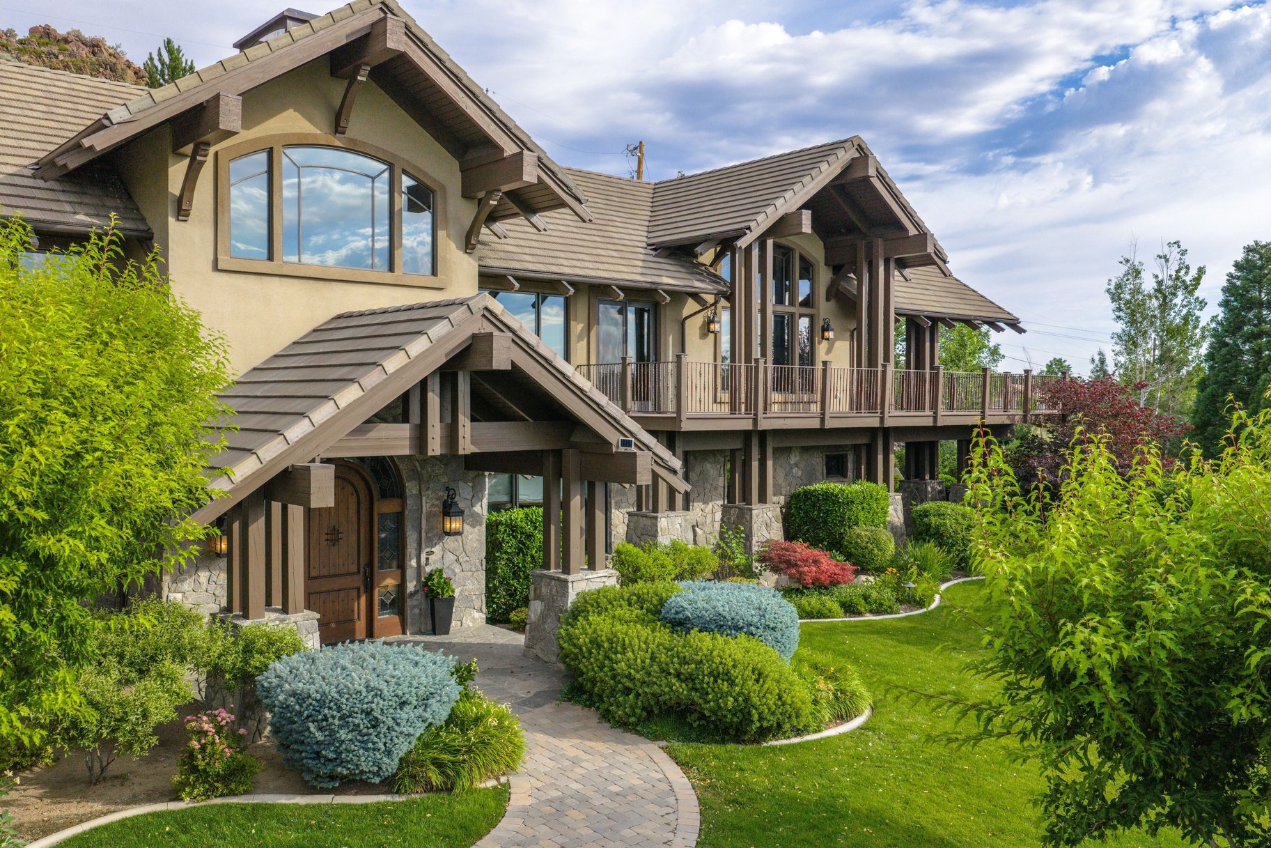  Windy Hill Luxury Estate  5 Acres of Privacy and Prestige - 物件實景