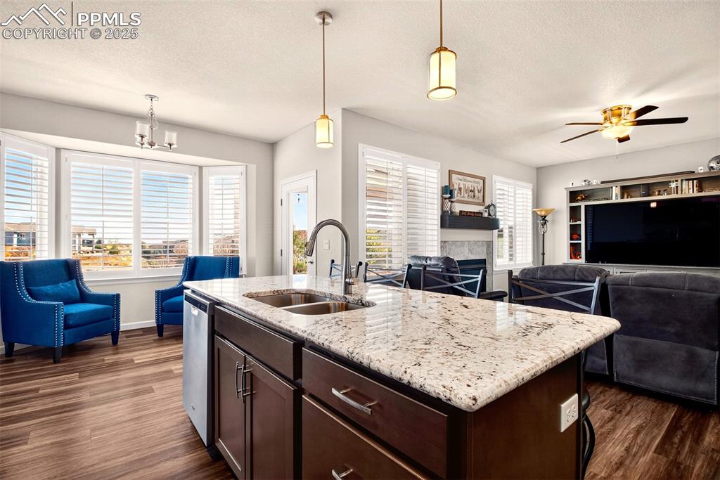 Canon City, Colorado, 81212, United States, 4 Bedrooms Bedrooms, ,1 BathroomBathrooms,Residential,For Sale,1964120