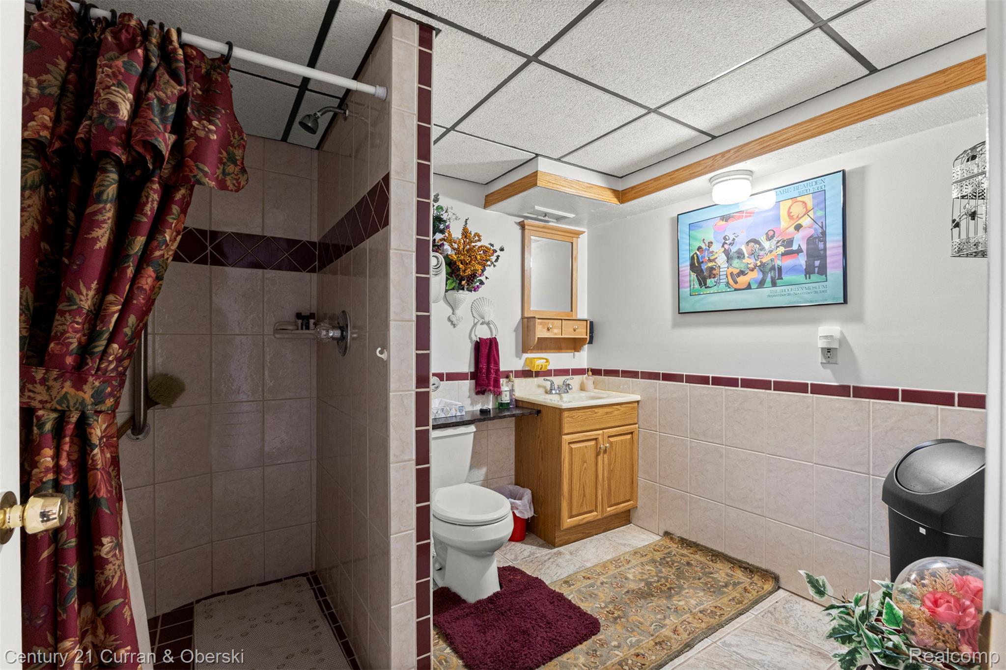 Clinton Charter Township, Michigan, 48038, United States, 4 Bedrooms Bedrooms, ,4 BathroomsBathrooms,Residential,For Sale,1979436