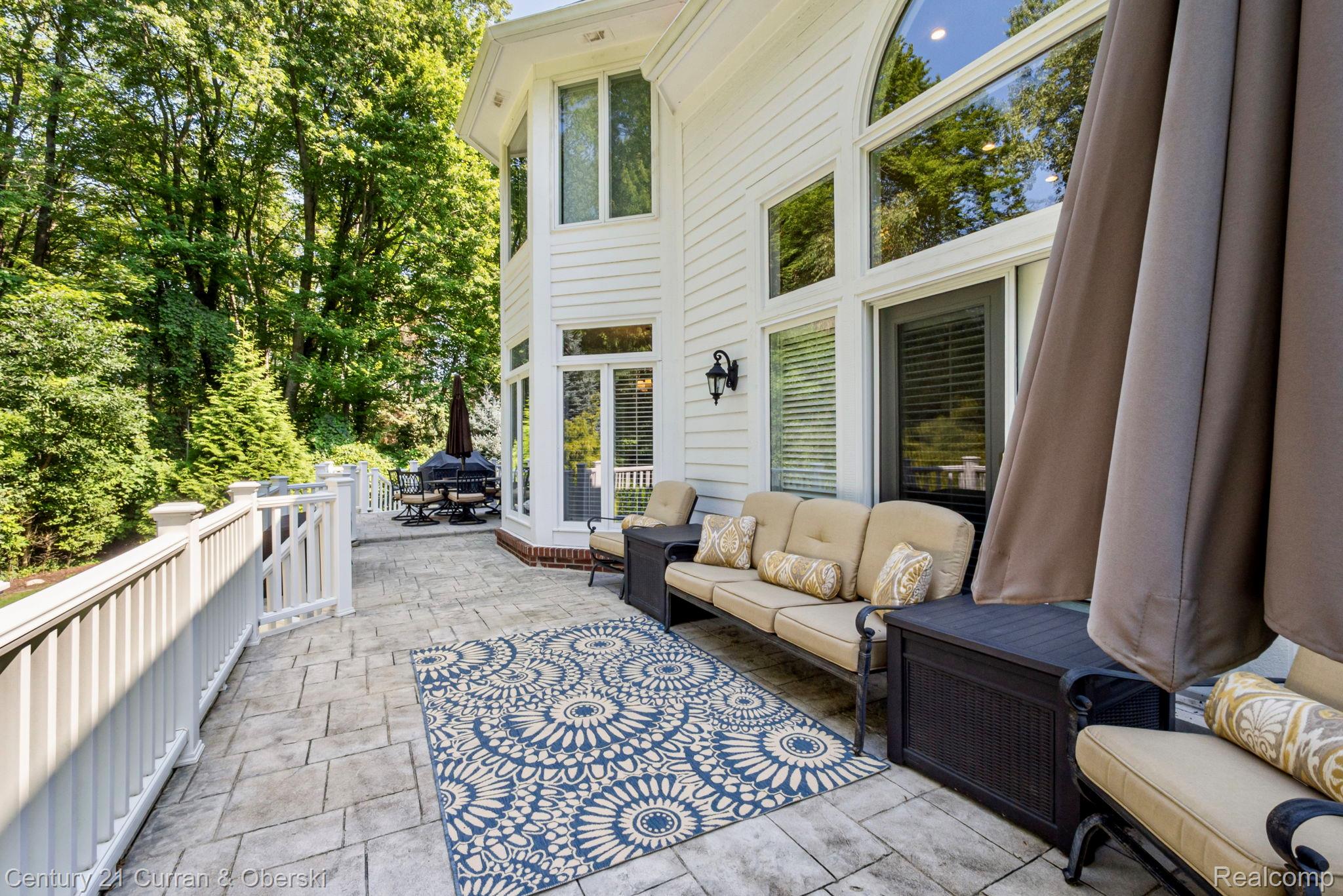 Novi, Michigan, 48374, United States, 4 Bedrooms Bedrooms, ,6 BathroomsBathrooms,Residential,For Sale,1914653