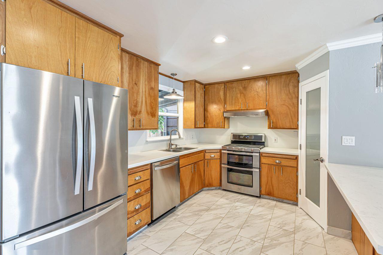 Sacramento, California, 95864, United States, 3 Bedrooms Bedrooms, ,2 BathroomsBathrooms,Residential,For Sale,1838270