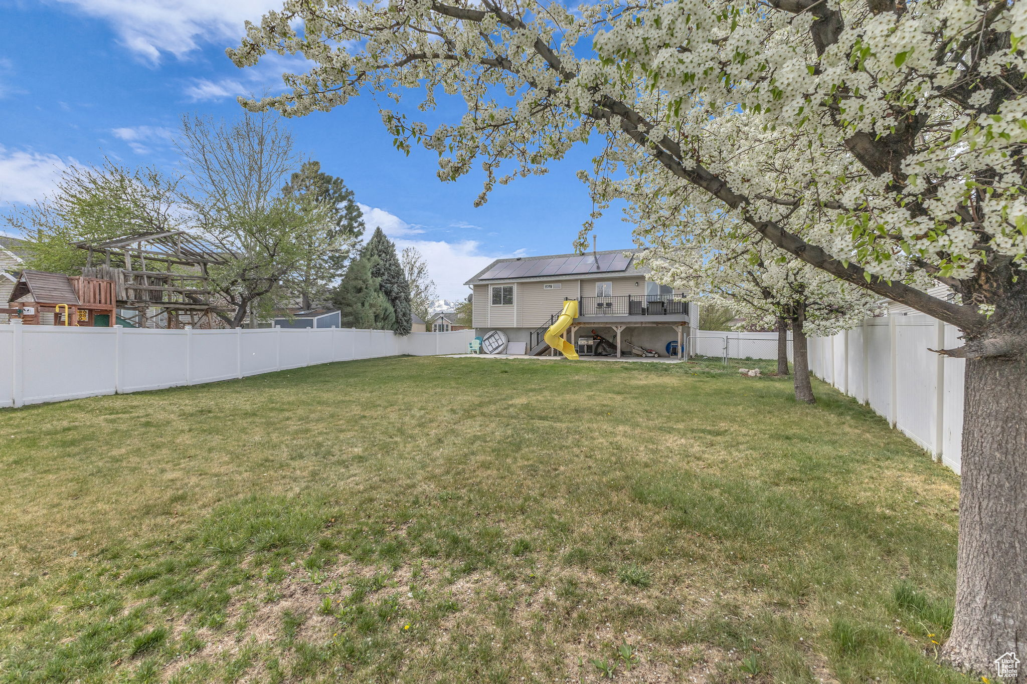 Herriman, Utah, 84096, United States, 5 Bedrooms Bedrooms, ,2 BathroomsBathrooms,Residential,For Sale,1850262