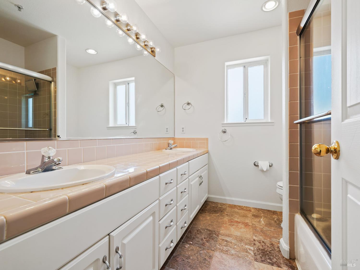 Napa, California, 94558, United States, 4 Bedrooms Bedrooms, ,3 BathroomsBathrooms,Residential,For Sale,1827773