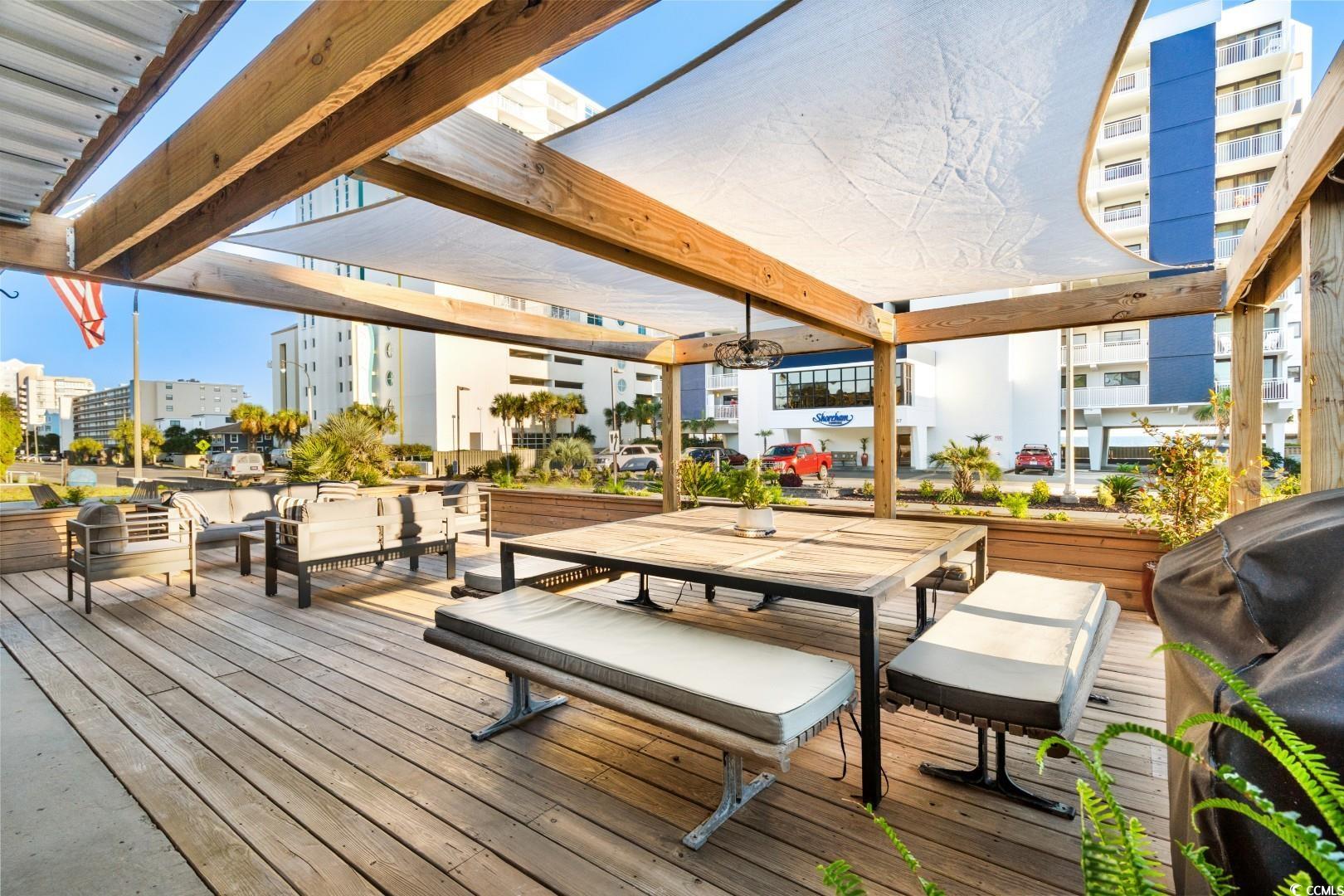 North Myrtle Beach, South Carolina, 29582, United States, 6 Bedrooms Bedrooms, ,3 BathroomsBathrooms,Residential,For Sale,1994221