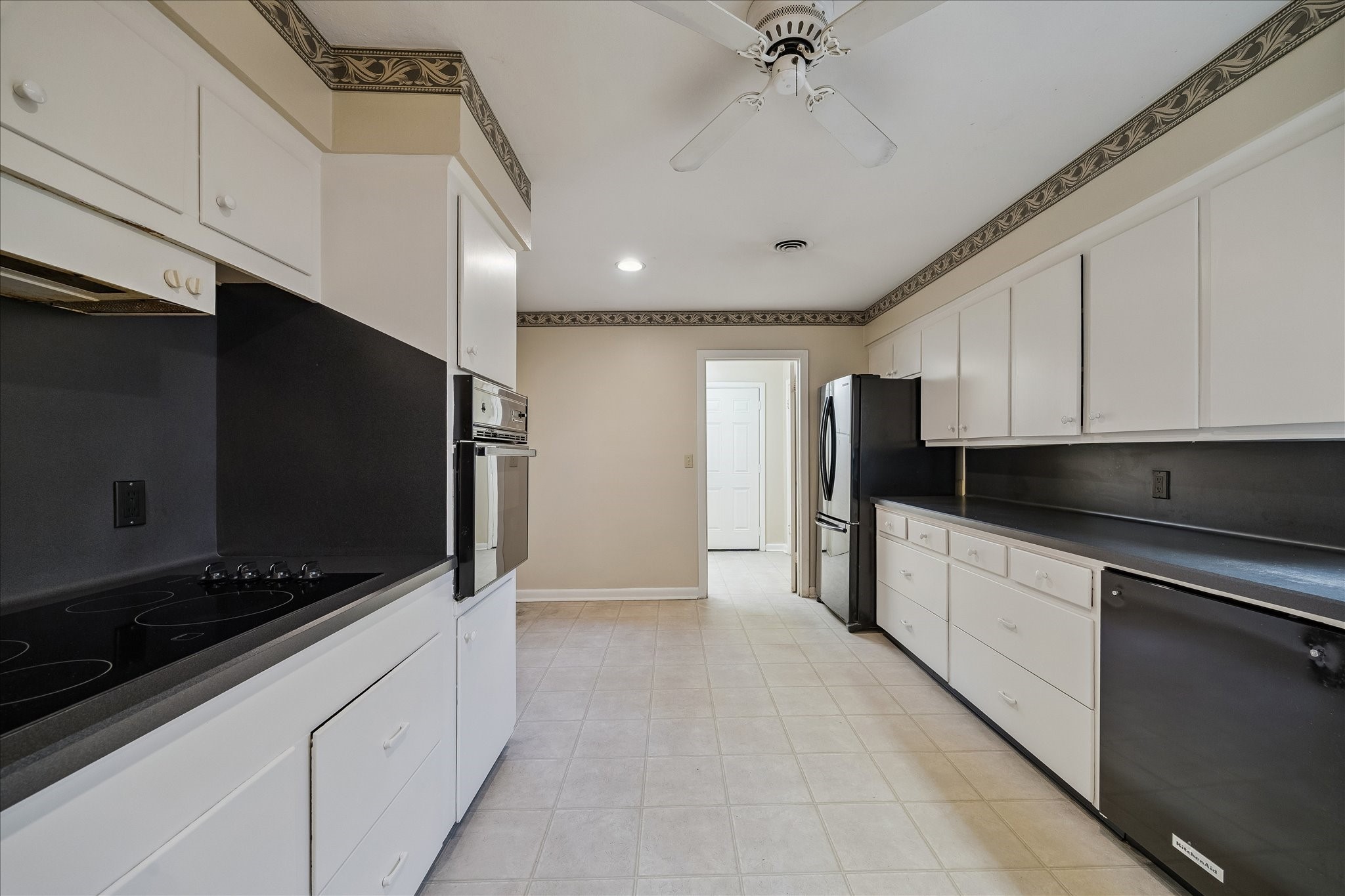  2126 Chimney Rock Road - 物件實景