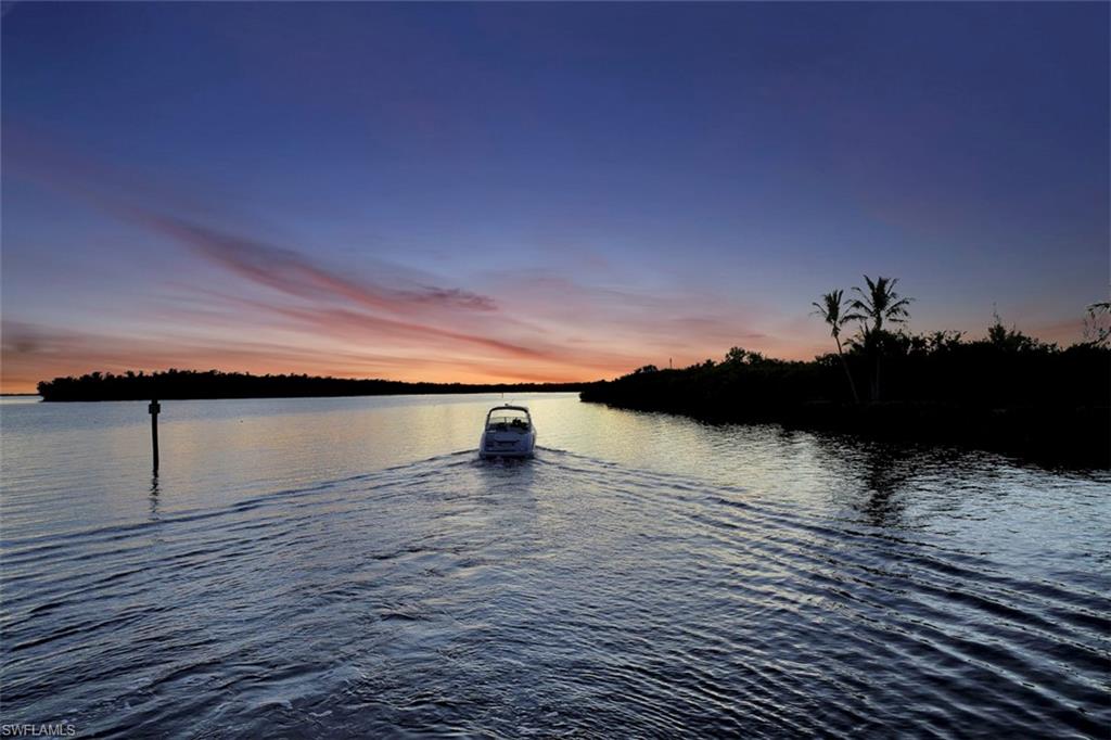 Cape Coral, Florida, 33914, United States, 3 Bedrooms Bedrooms, ,4 BathroomsBathrooms,Residential,For Sale,1963811