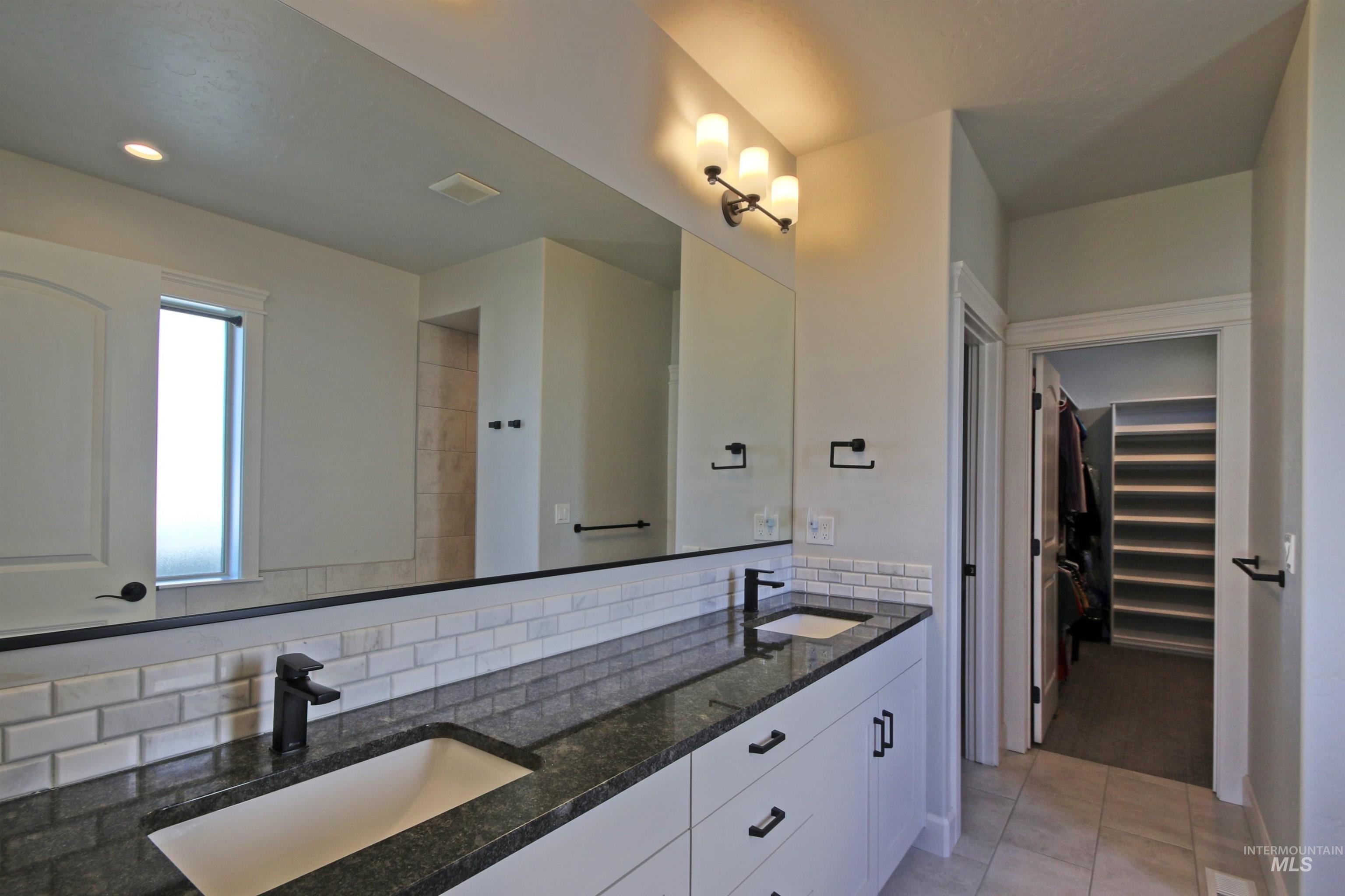 Meridian, Idaho, 83646, United States, 3 Bedrooms Bedrooms, ,2 BathroomsBathrooms,Residential,For Sale,1960582