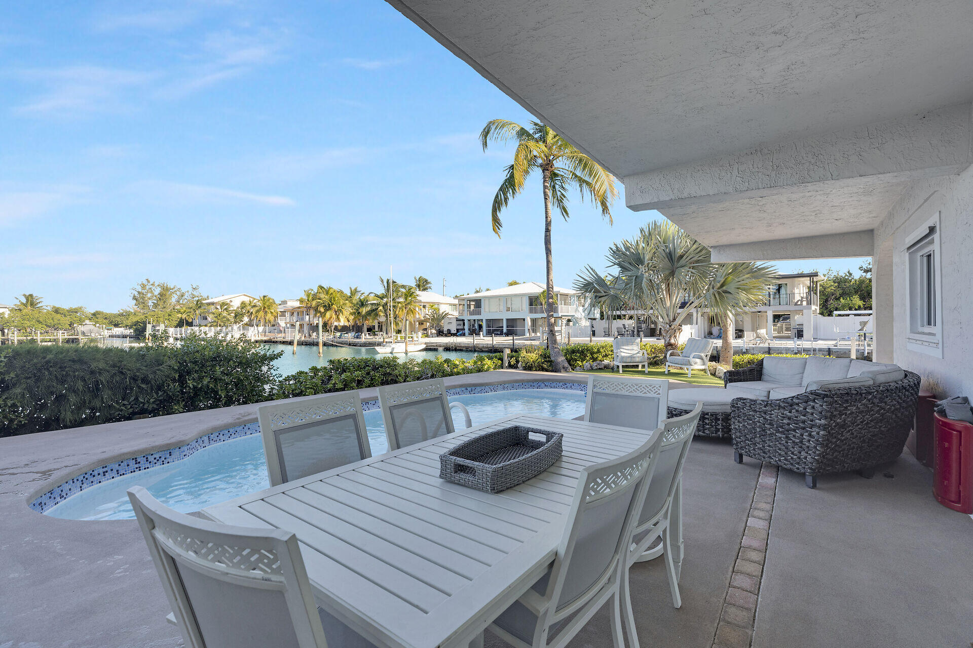 MARATHON, Florida, 33050, United States, 4 Bedrooms Bedrooms, ,3 BathroomsBathrooms,Residential,For Sale,1996240