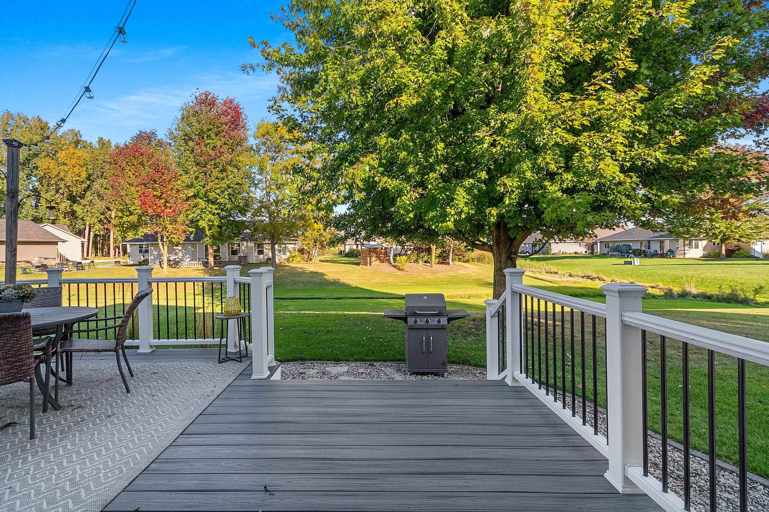 APPLETON, Wisconsin, 54913, United States, 4 Bedrooms Bedrooms, ,3 BathroomsBathrooms,Residential,For Sale,1960996
