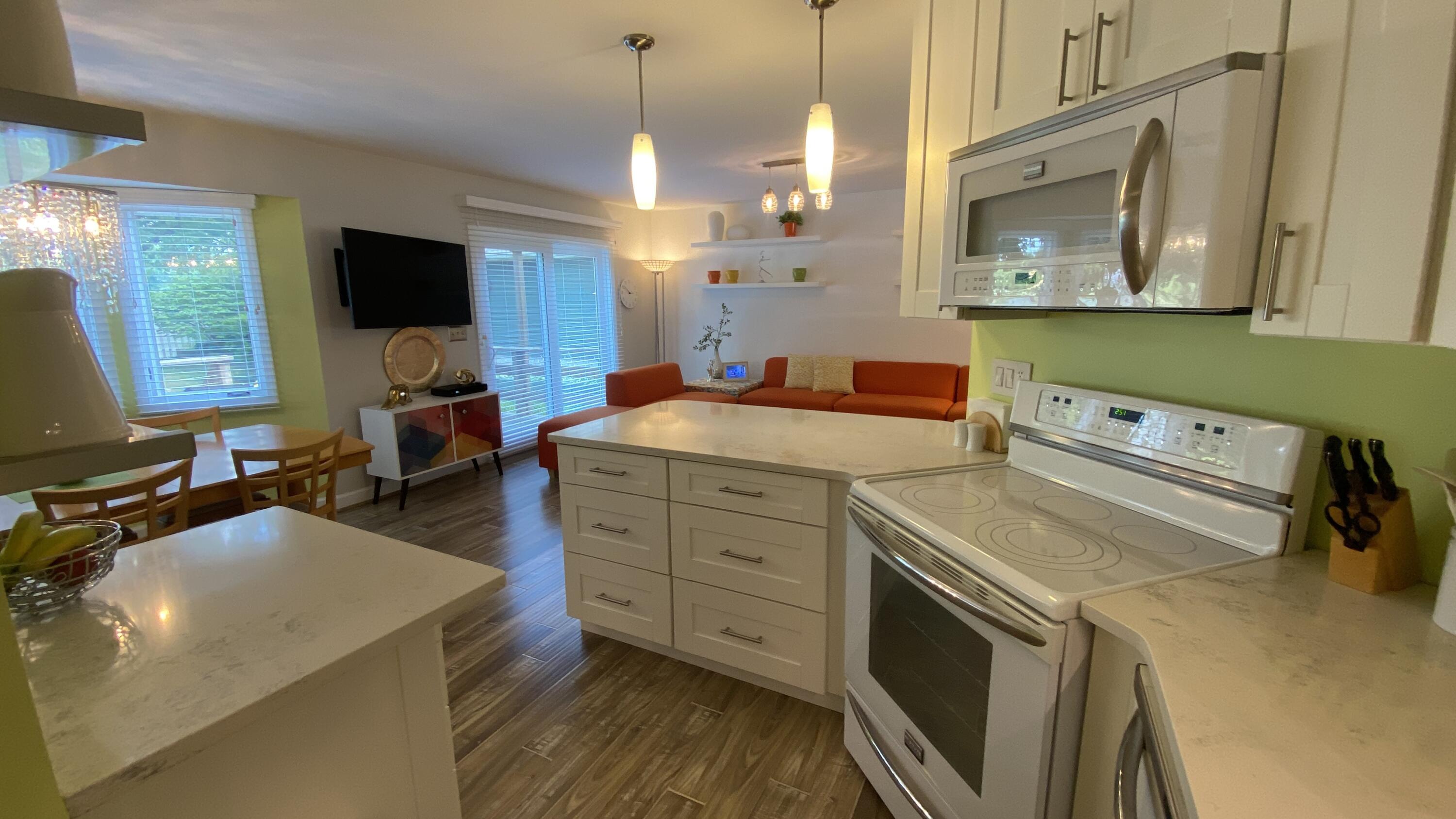 Crown Point, Indiana, 46307, United States, 4 Bedrooms Bedrooms, ,3 BathroomsBathrooms,Residential,For Sale,1924051