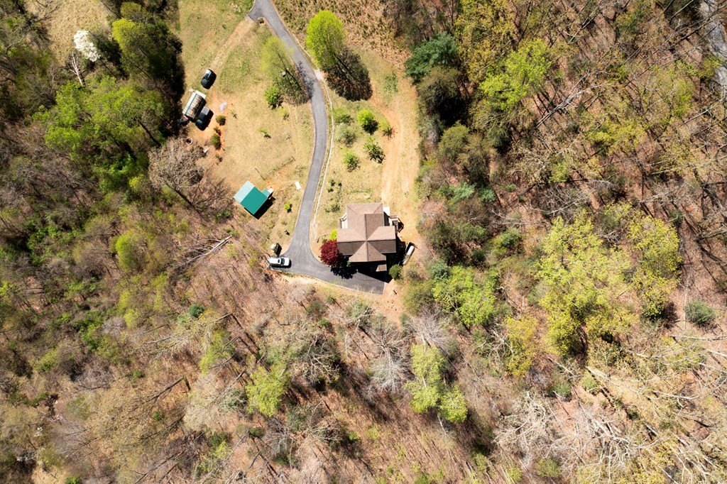 Hayesville, North Carolina, 28904, United States, 3 Bedrooms Bedrooms, ,4 BathroomsBathrooms,Residential,For Sale,1924483