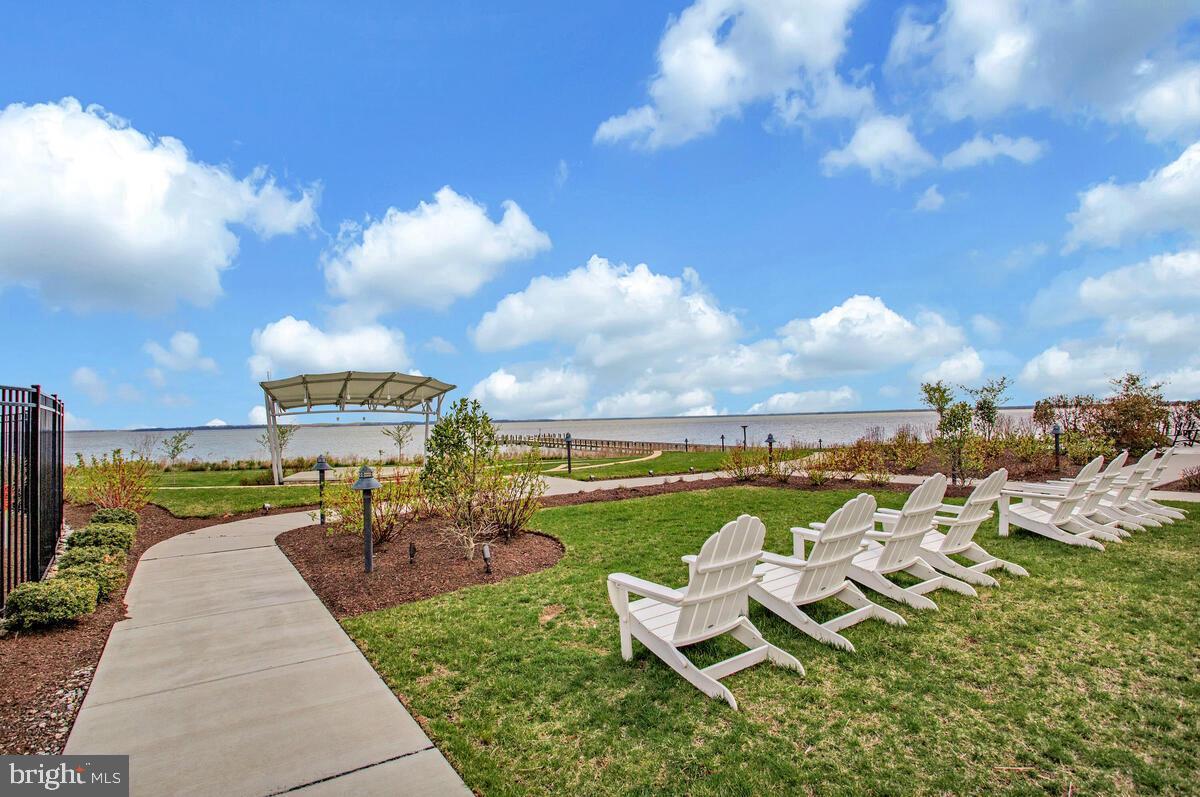 Chester, Maryland, 21619, United States, 2 Bedrooms Bedrooms, ,3 BathroomsBathrooms,Residential,For Sale,1968949