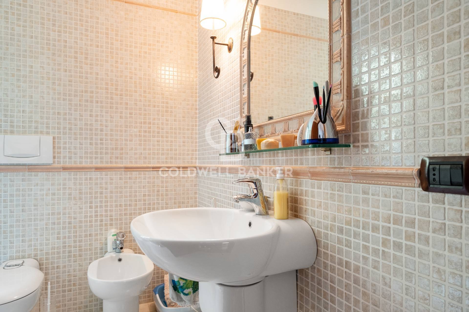 Sesto Calende, Varese, 21018, IT, 6 Bedrooms Bedrooms, ,5 BathroomsBathrooms,Residential,For Sale,1796878