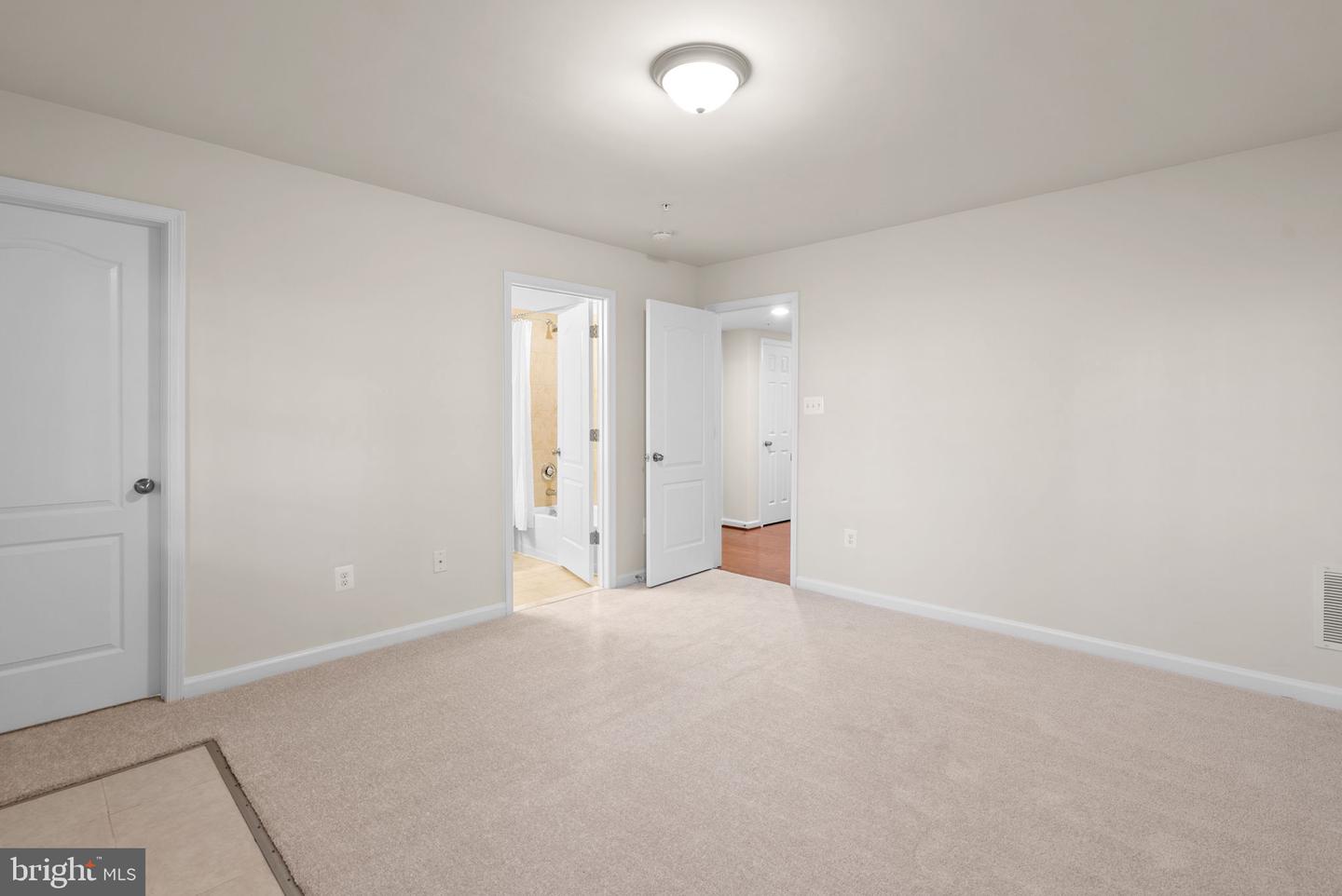 Elkridge, Maryland, 21075, United States, 4 Bedrooms Bedrooms, ,4 BathroomsBathrooms,Residential,For Sale,2002050