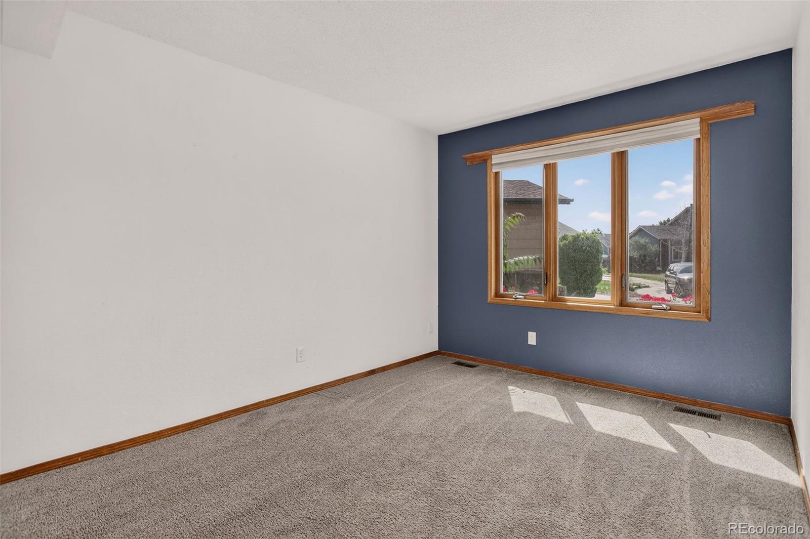 Thornton, Colorado, 80229, United States, 5 Bedrooms Bedrooms, ,2 BathroomsBathrooms,Residential,For Sale,1891126