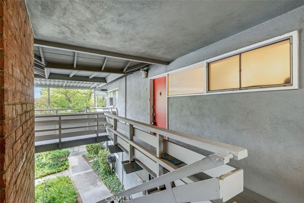 Pasadena, California, 91107, United States, 2 Bedrooms Bedrooms, ,2 BathroomsBathrooms,Residential,For Sale,1896014