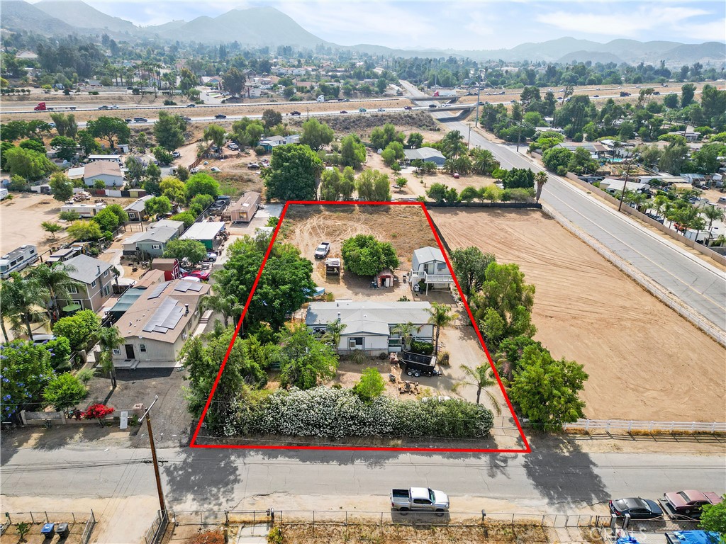Wildomar, California, 92595, United States, 3 Bedrooms Bedrooms, ,2 BathroomsBathrooms,Residential,For Sale,1926188