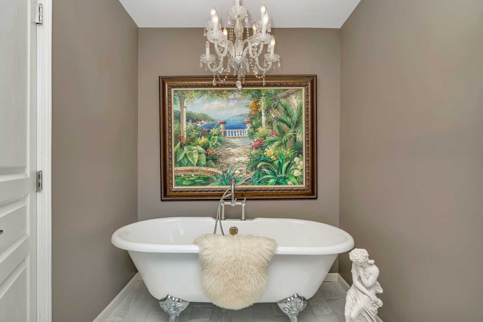 Joliet, Illinois, 60431, United States, 3 Bedrooms Bedrooms, ,3 BathroomsBathrooms,Residential,For Sale,1989625