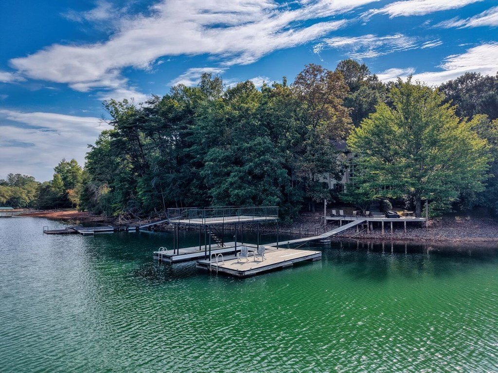 Young Harris, Georgia, 30582, United States, 3 Bedrooms Bedrooms, ,4 BathroomsBathrooms,Residential,For Sale,1975492