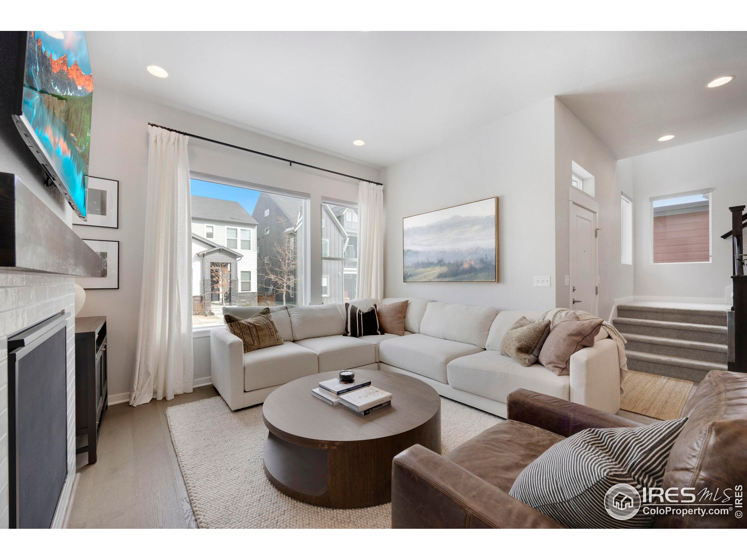 Broomfield, Colorado, 80023, United States, 3 Bedrooms Bedrooms, ,3 BathroomsBathrooms,Residential,For Sale,1805033