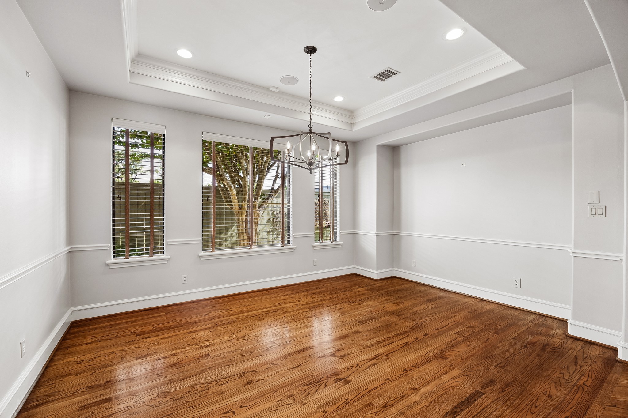  24 Hackberry Lane B - 物件實景
