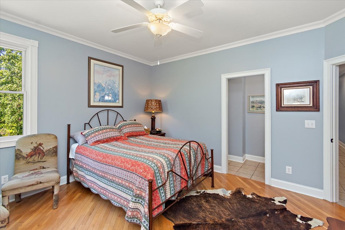 Leoma, Tennessee, 38468, United States, 3 Bedrooms Bedrooms, ,3 BathroomsBathrooms,Residential,For Sale,1938715