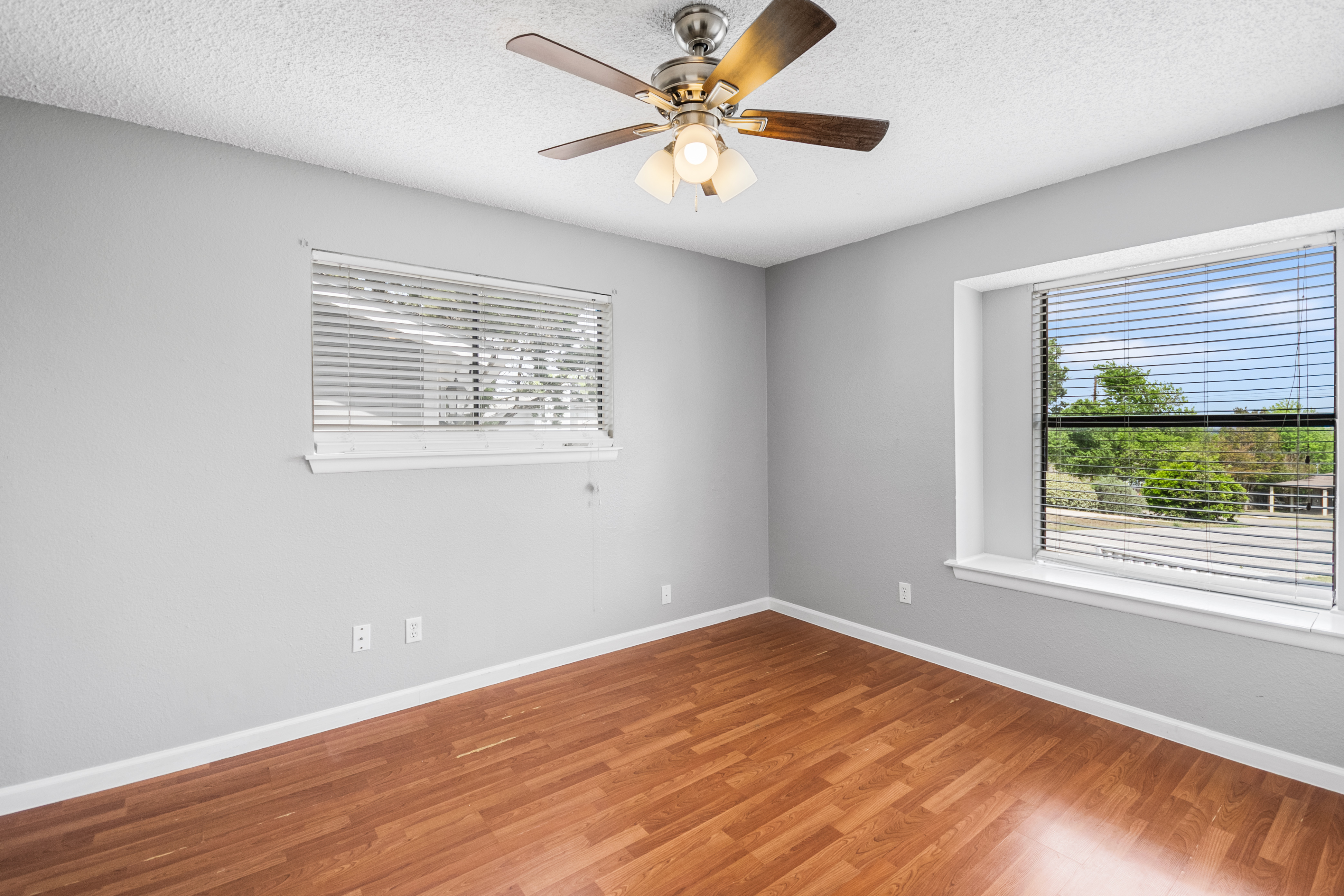  Beautiful Front Porch Views - 物件實景