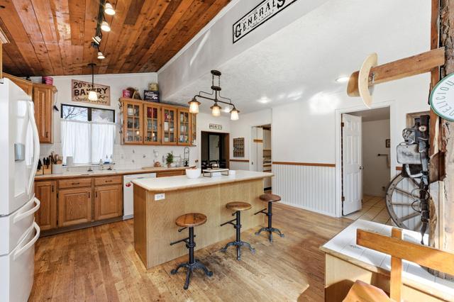 Centerville, Utah, 84014, United States, 4 Bedrooms Bedrooms, ,4 BathroomsBathrooms,Residential,For Sale,2027552