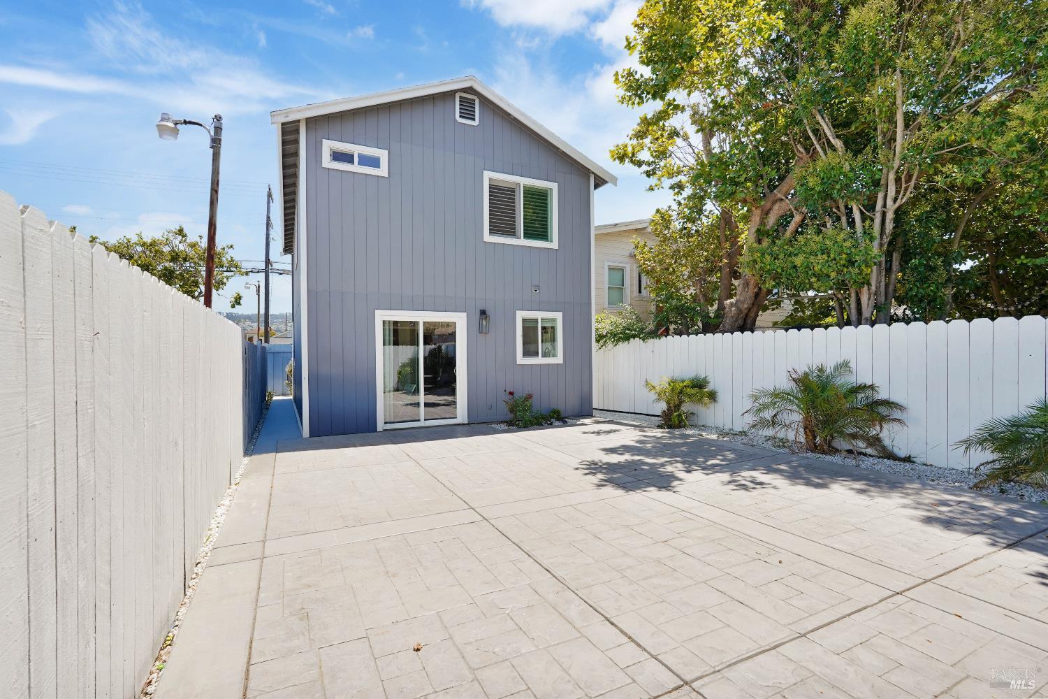 Richmond, California, 94805, United States, 3 Bedrooms Bedrooms, ,3 BathroomsBathrooms,Residential,For Sale,1938179