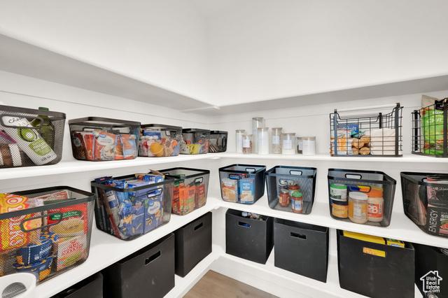 Eagle Mountain, Utah, 84005, United States, 4 Bedrooms Bedrooms, ,4 BathroomsBathrooms,Residential,For Sale,1976184