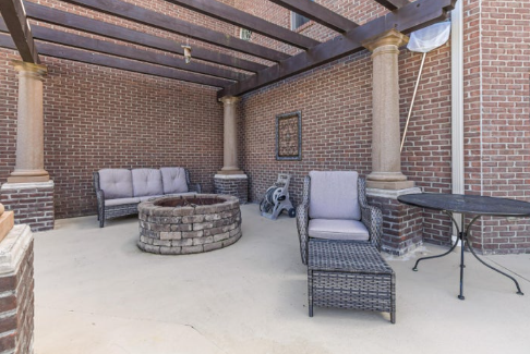 London, Kentucky, 40741, United States, 6 Bedrooms Bedrooms, ,4 BathroomsBathrooms,Residential,For Sale,2009053