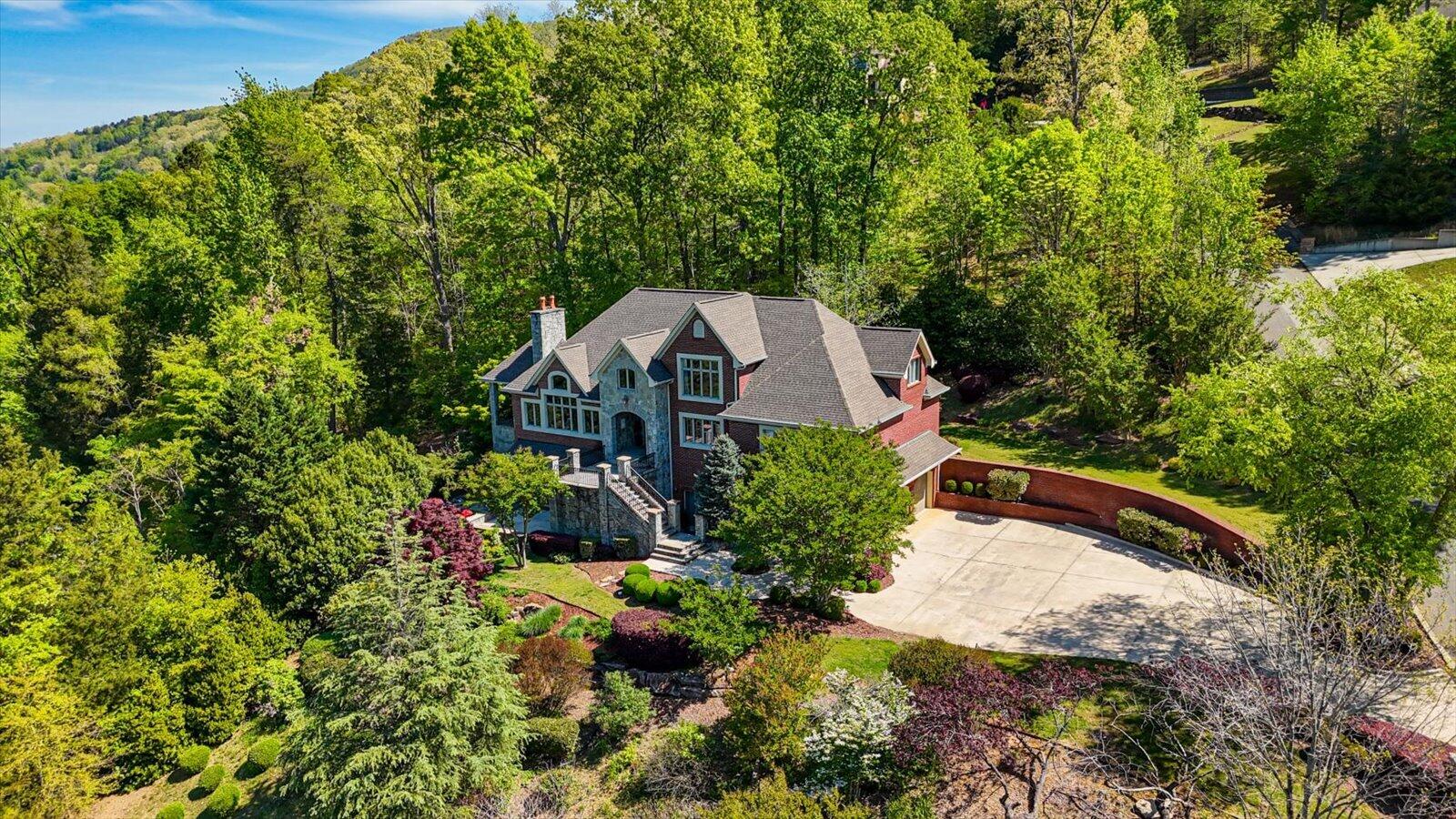 Guild, Tennessee, 37340, United States, 4 Bedrooms Bedrooms, ,5 BathroomsBathrooms,Residential,For Sale,2040340