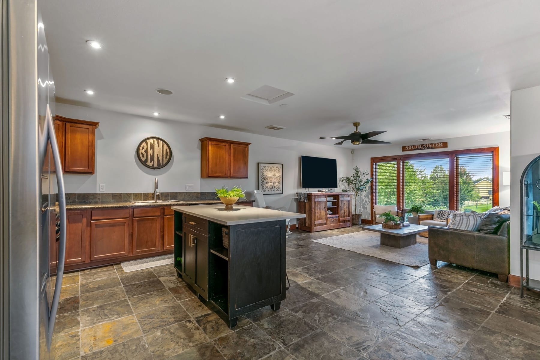  22155 Rickard Road Bend, OR 97702 - 物件實景