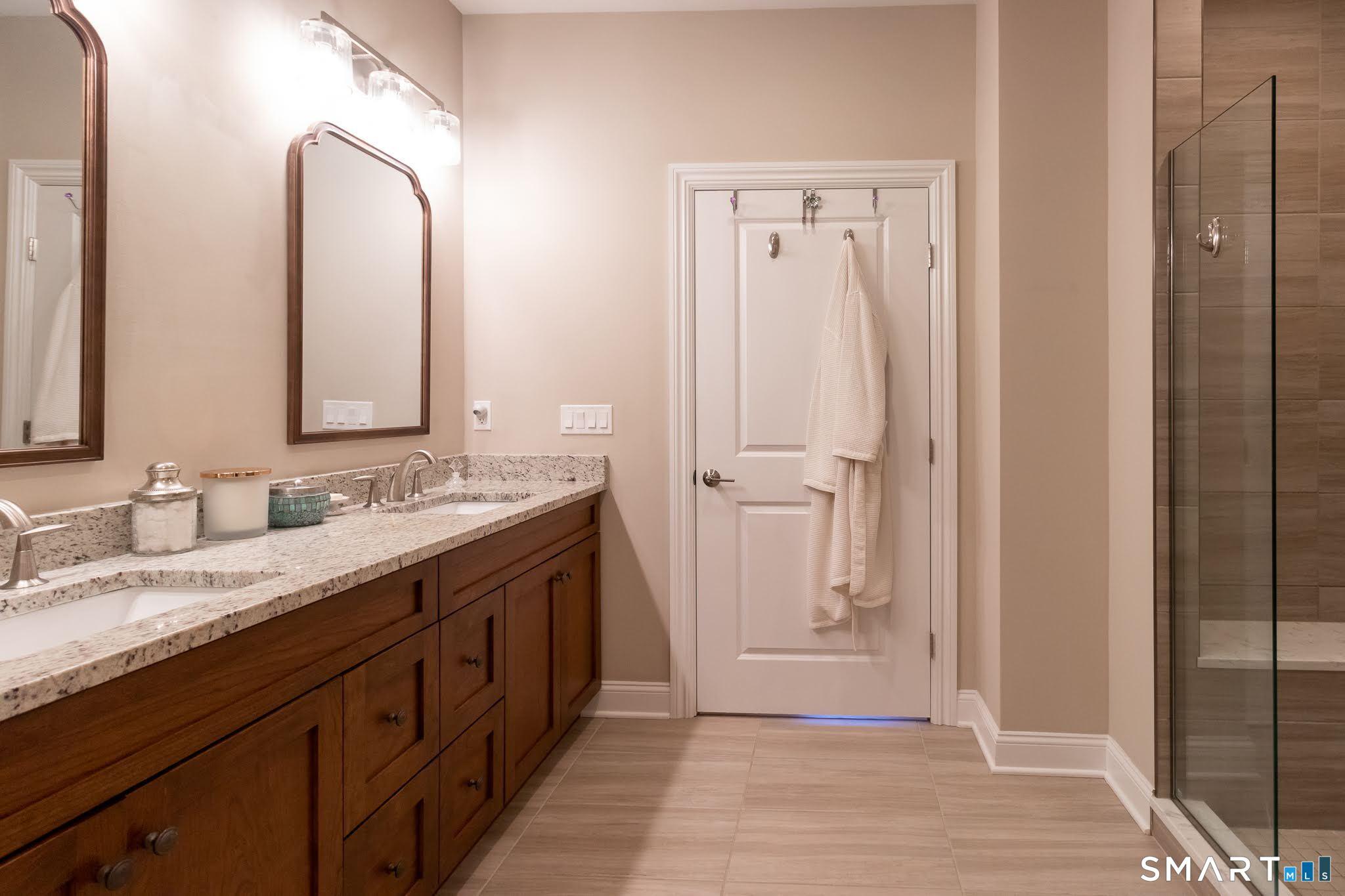 Cheshire, Connecticut, 06410, United States, 3 Bedrooms Bedrooms, ,3 BathroomsBathrooms,Residential,For Sale,2005318