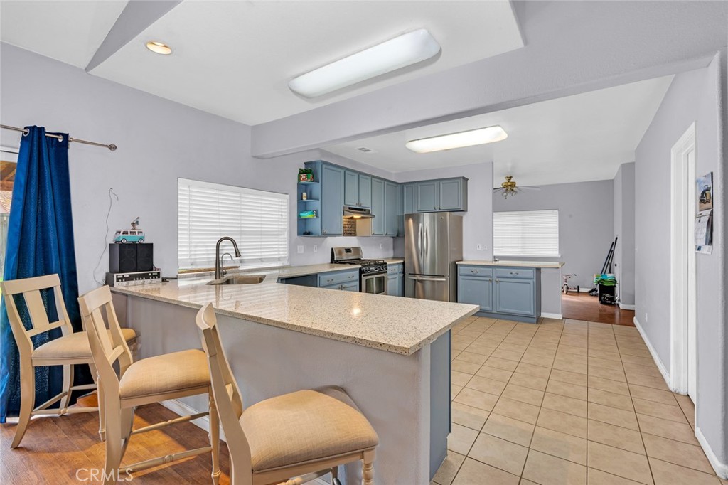 Los Banos, California, 93635, United States, 5 Bedrooms Bedrooms, ,3 BathroomsBathrooms,Residential,For Sale,1887917