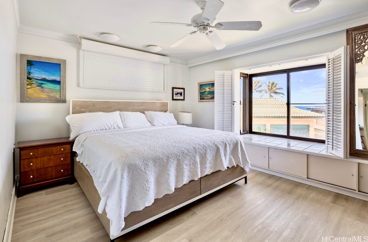 Honolulu, Hawaii, 96816, United States, 4 Bedrooms Bedrooms, ,3 BathroomsBathrooms,Residential,For Sale,1925969